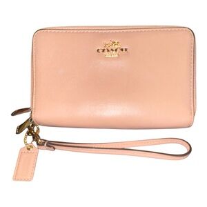COACH Medium Corner Double Zip Leather  Pink Faded Blush EUC Wallet Wristlet